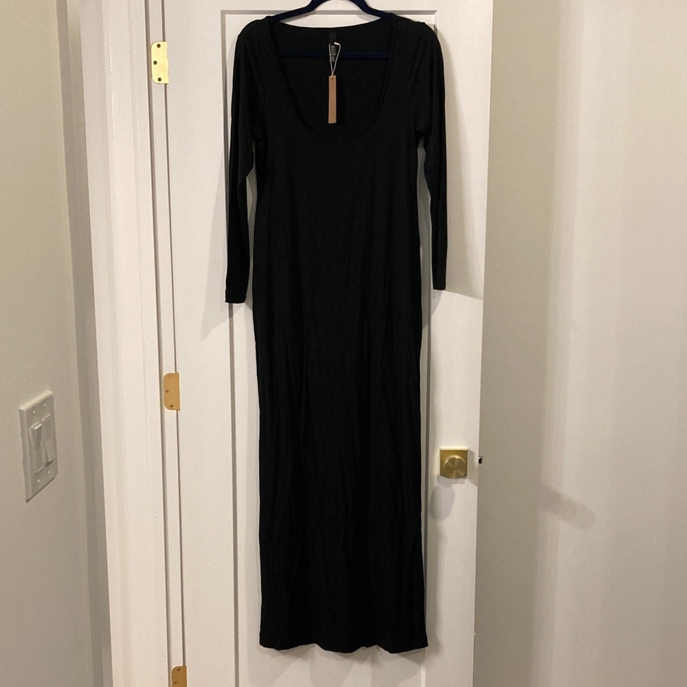 SKIMS NWT Soft, Long-Sleeve, Ribbed, Versatile Black Maxi Dress